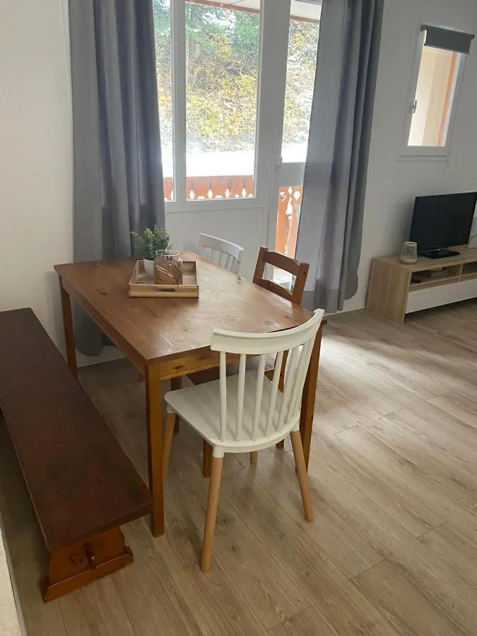 Appartement Au Pied Des Pistes Et Commerces - 5 Personnes Modane